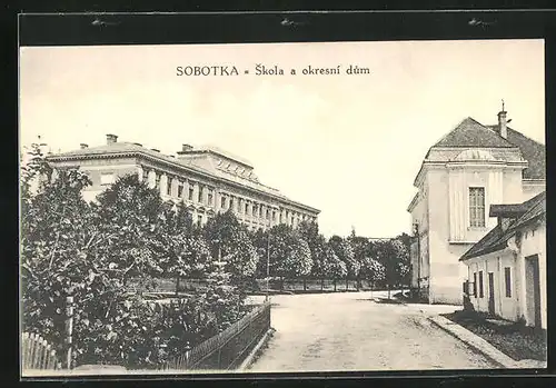 AK Sobotka, Skola a okresni dum