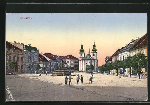 AK Vamberk, Partie auf dem Marktpatz mit Blick zum Denkmal