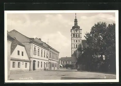 AK Chlumec, Strassenansicht mit Kirchturm