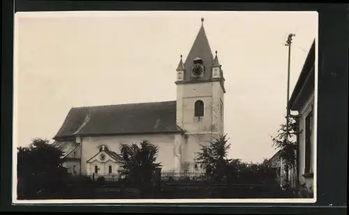 AK Zlunice, Kostel, Blick auf Kirche