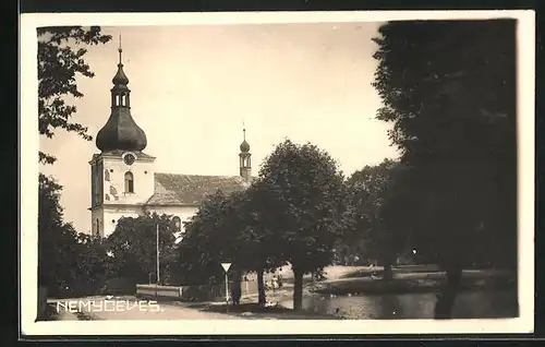 Foto-AK Nemyceves, Blick auf Kirche