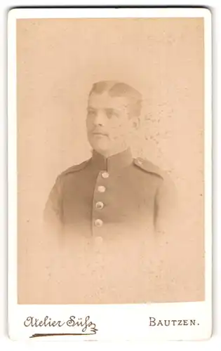 Fotografie Atelier Süss, Bautzen, Portrait Soldat in Uniform