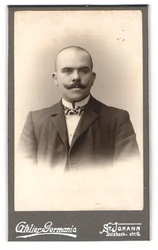 Fotografie Atelier Germania, St. Johann, Portrait stattlicher Herr mit Schnurrbart