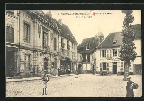 AK Arnay-le-Duc, Place Sadi-Carnot, L`Hotel de Ville