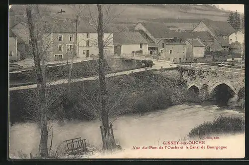 AK Gissey-sur-Ouche, Vue du Pont de l`Ouche et le Canal de Bourgogne