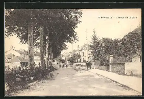 AK Is-sur-Tille, Avenue de la Gare