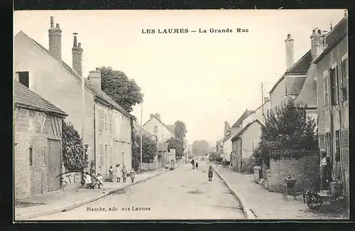 AK Les Laumes, La Grande Rue