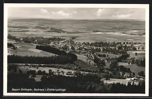 AK Gefrees i. Fichtelgebirge, Ortsansicht von oben