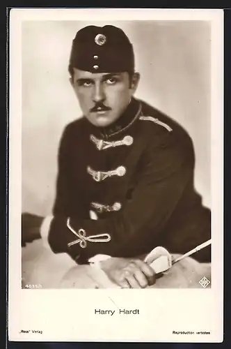 AK Schauspieler Harry Hardt in Uniform
