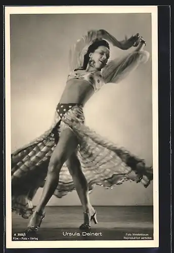 AK Schauspielerin Ursula Deinert in als spanische Tänzerin