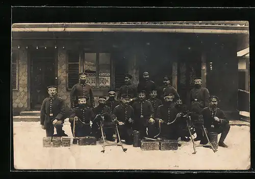 Foto-AK Soldaten mit MG 08 /15 der 3. Komp. Landst. Inf. Batl. 10 Friedberg in Uniform