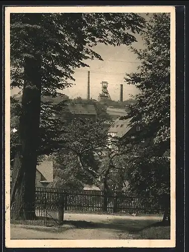 AK Lugau i. S., Blick von der Kirchlinde nach dem Vertrauensschacht