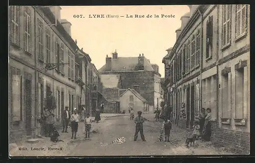 AK Lyre, La Rue de la Poste