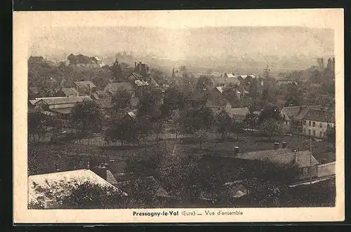 AK Pressagny-le-Val, Vue d'ensemble