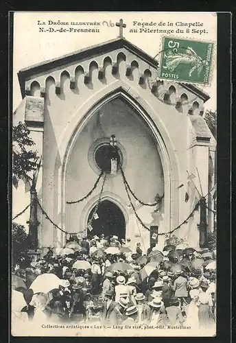 AK N.-D.-de-Fresneau, Facade de la Chapelle au Pélerinage du 8 Sept.
