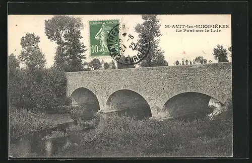 AK St-Avit-les-Guespières, Le Pont sur le Loir