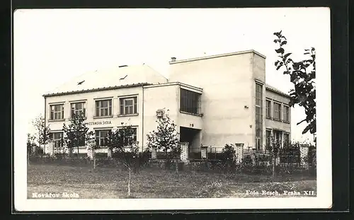 AK Kovárov, Skola