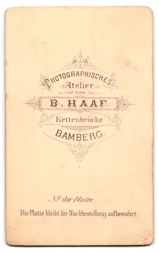 Fotografie B. Haaf, Bamberg, Brustportrait junge Dame mit hochgestecktem Haar