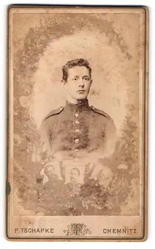 Fotografie P. Tschapke, Chemnitz, Brustportrait Soldat in Uniform