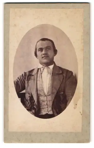 Fotografie Schauspieler Franz Bruckmüller im Bühnenkostüm