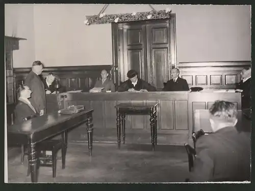 Fotografie Verhandlung vor Schöffengericht 1938