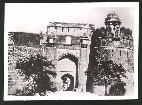 Fotografie Ansicht Delhi, Tor in der Stadtmauer