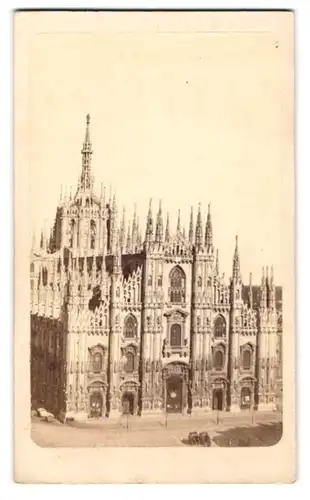 Fotografie Fotograf unbekannt, Ansicht Mailand - Milano, Partie am Dom, Il Duomo