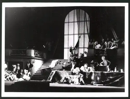 Fotografie Der Kuhreigen im Opernhaus Wien, Szenenbild
