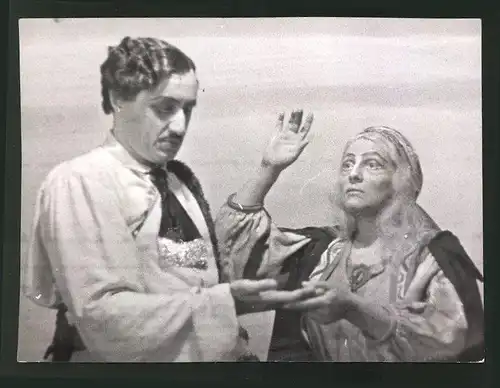 Fotografie Zigeunerbaron in der Staatsoper, Karl Friedrich und Frau Tutschek