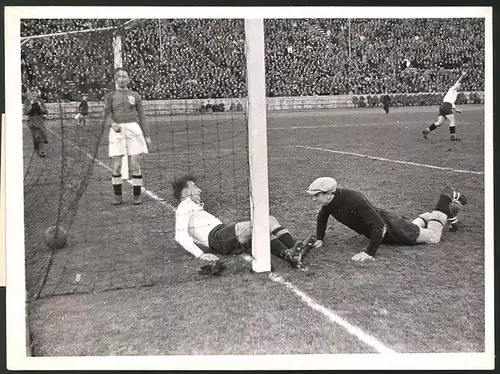 Fotografie Fussballspiel Wien : Berlin im Berliner Olympiastadion