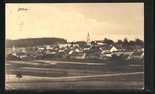 AK Belcice, Ortsansicht aus der Ferne