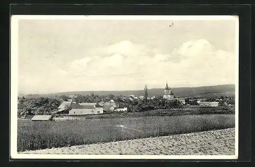 AK Velký Újezd, Feldpartie mit Blick zum Ort