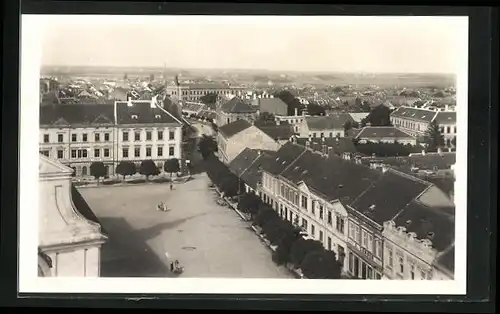 AK Göding / Hodonin, Marktplatz aus der Vogelschau