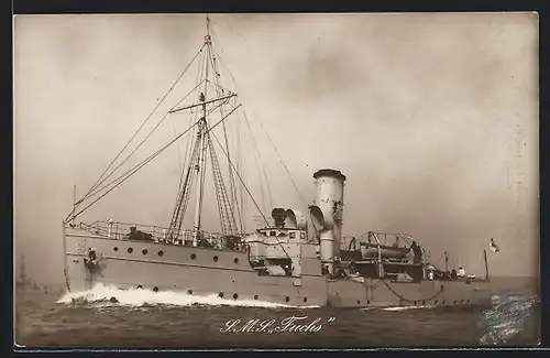 AK Kriegsschiff S.M.S. Fuchs in voller Fahrt