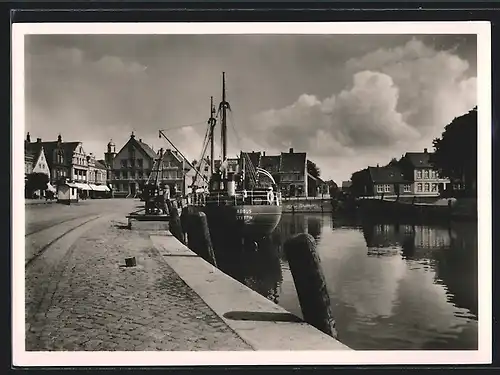 AK Husum, Hafen und Schiffbrücke