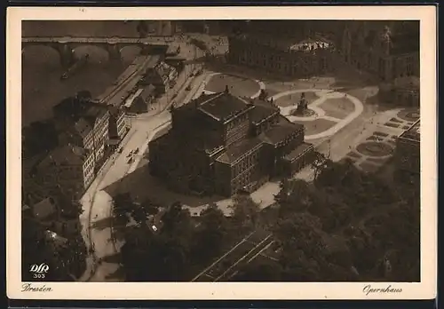 AK Dresden, Opernhaus, Luftaufnahme
