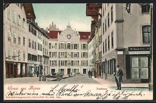 AK Aarau, Rathaus, Frontansicht mit Geschäften und Passanten