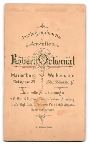 Fotografie Robert Ochernal, Marienberg, Ratsgasse 35, Schützenkönig mit Schützenkette und Pokal