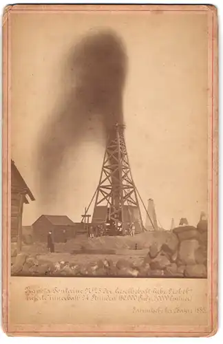 Fotografie W. Koehne & Co., Ansicht Baku-Sabuncu, Ölbohrturm der Firma Branobel der Grebüder Nobel, Naphta Förderung