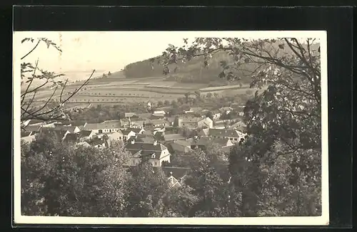 AK Lysice, Panorama vom Hügel gesehen
