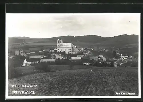 AK Pribyslavice, Panorama mit Kirche