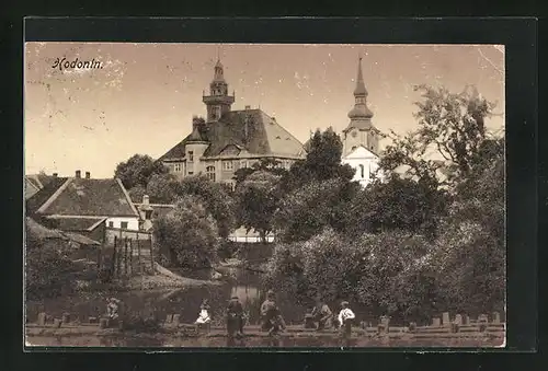 AK Göding / Hodonin, Ortsansicht mit Kirchturm