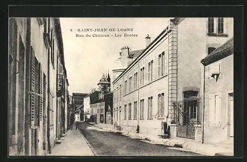 AK Saint-Jean-de-Losne, Rue du Chateau, Les Écoles