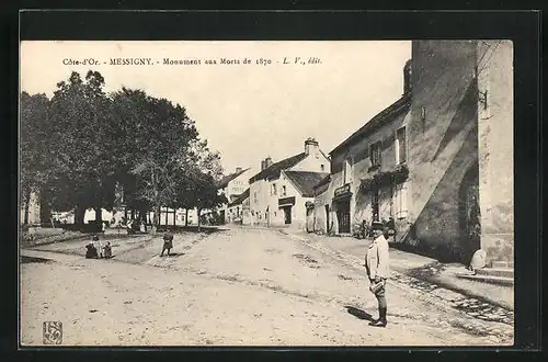 AK Messigny, Monument aux Morts de 1870