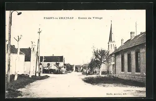 AK Pagny-le-Chateau, Entree du Village, l'Eglise