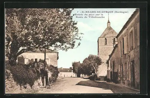 AK St-Meard-de-Gurcon, Entrée du pays par la Route de Villefranche