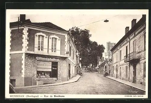 AK Mussidan, Rue de Bordeaux, Strassenpartie
