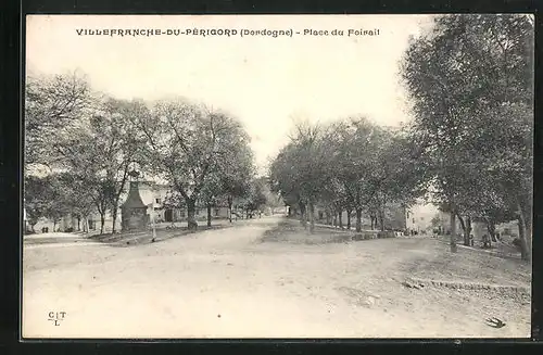 AK Villefranche-du-Perigord, Place du Foirail