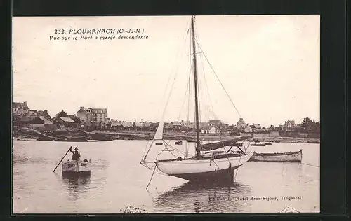 AK Ploumanach, Vue sur le Port à marée descendante