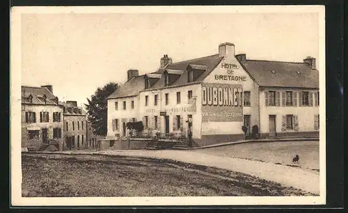 AK Plémet, Hôtel de Bretagne et Rue de Rennes